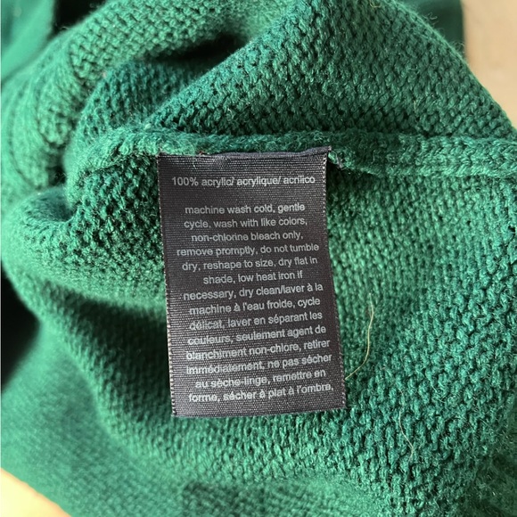 Tommy Hilfiger sweater - Picture 6 of 6